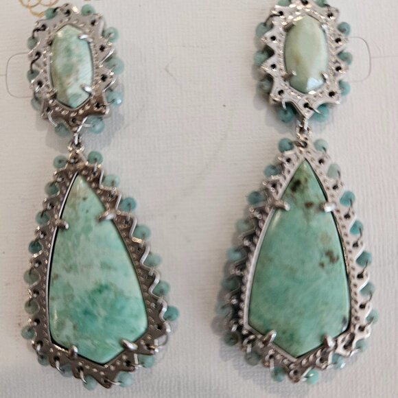 Kendra Scott Earrings - Picture 2 of 5